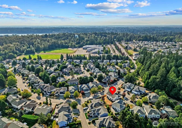 Photo 2 of Sale Pending at 17301 Se 185th St, Renton, WA 98058 | MLS# NWM2574615 | Listing updated on 2026-09-30