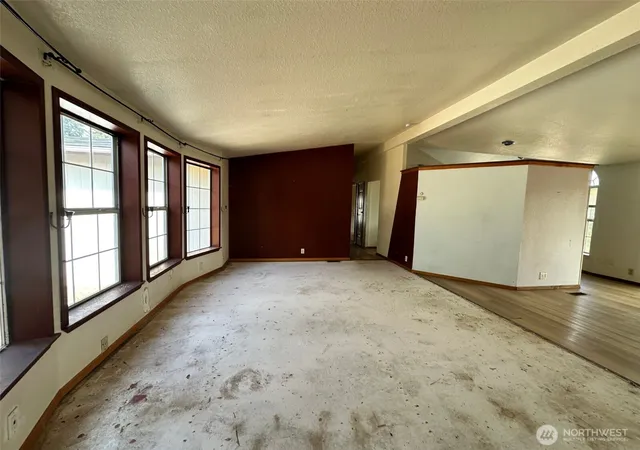 Photo 3 of Sale Pending at 13613 Cedar Cir E, Bonney Lake, WA 98391 | MLS# NWM2574620 | Listing updated on 2026-09-18