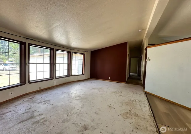 Photo 4 of Sale Pending at 13613 Cedar Cir E, Bonney Lake, WA 98391 | MLS# NWM2574620 | Listing updated on 2026-09-18
