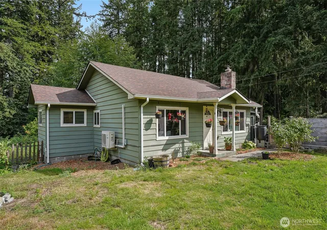 Photo 2 of Single family home for sale at 6605 Sidney Rd Sw, Port Orchard, WA 98367 | MLS# NWM2574627 | Listing updated on 2026-09-22