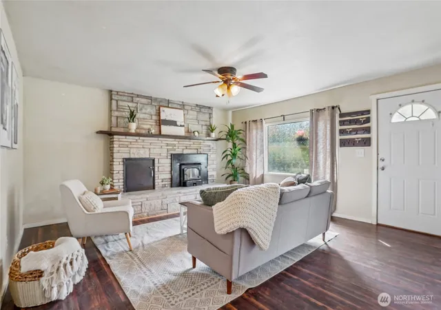 Photo 4 of Single family home for sale at 6605 Sidney Rd SW, Port Orchard, WA 98367 | MLS# NWM2574627 | Listing updated on 2026-09-22