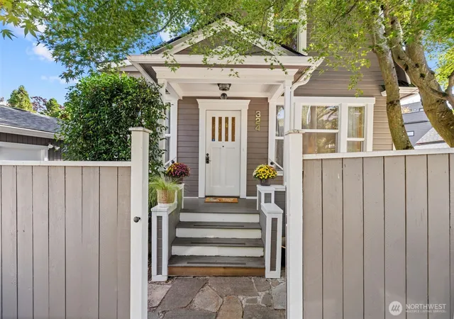 Photo 1 of Single family home for sale at 324 27th Avenue E, Seattle, WA 98112 | MLS# NWM2574633 | Listing updated on 2026-10-02