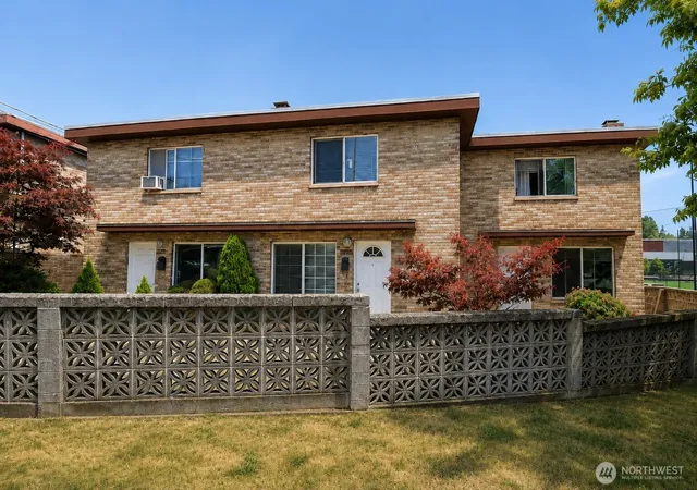 Photo 1 of Multi family home for sale at 9200 Ashworth Ave N, Seattle, WA 98103 | MLS# NWM2574654 | Listing updated on 2026-09-28