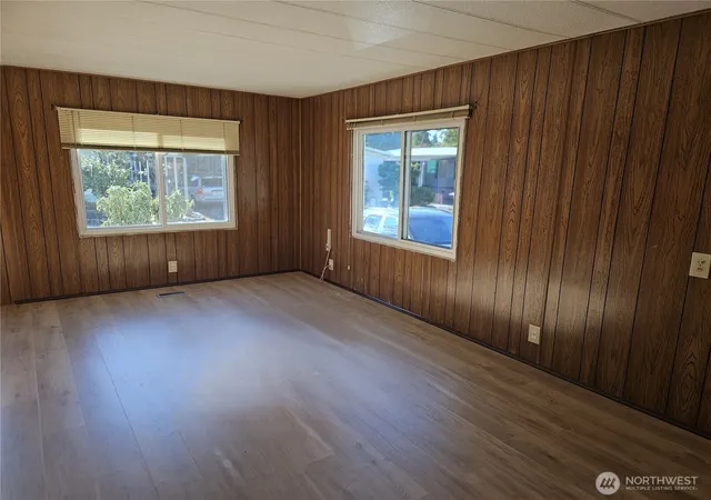Photo 3 of Manufactured home for sale at 5220 176th St Sw #46, Lynnwood, WA 98037 | MLS# NWM2574661 | Listing updated on 2026-09-25