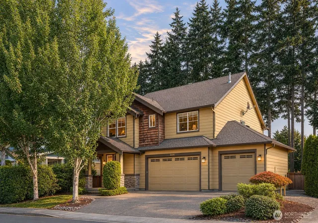 Photo 1 of Single family home for sale at 208 Ilwaco Pl Se, Renton, WA 98059 | MLS# NWM2574679 | Listing updated on 2026-10-12
