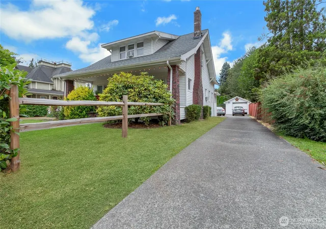 Photo 2 of Single family home for sale at 508 5th Street Ne, Puyallup, WA 98372 | MLS# NWM2574693 | Listing updated on 2026-09-28