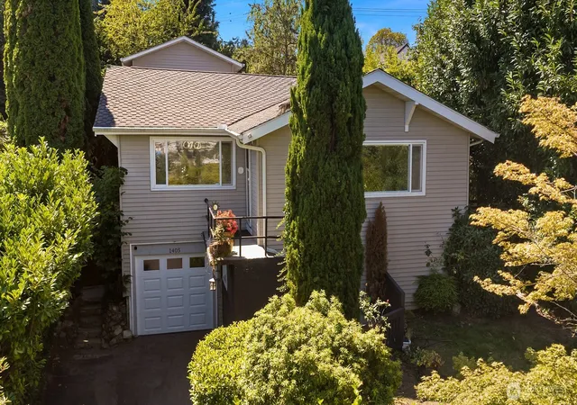 Photo 1 of Single family home for sale at 1405 S 100th St, Seattle, WA 98168 | MLS# NWM2574696 | Listing updated on 2026-09-24
