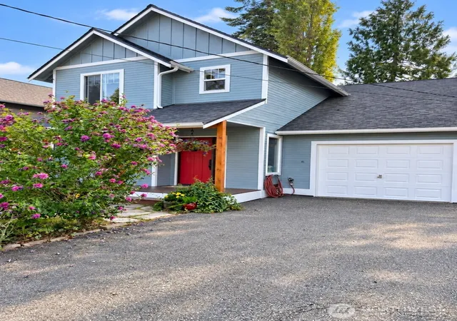 Photo 1 of Sale Pending at 820 Mill Ave, Snohomish, WA 98290 | MLS# NWM2574700 | Listing updated on 2026-09-30