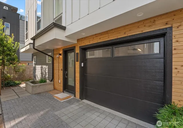Photo 3 of Sale Pending at 9211 A 14th Ave Nw, Seattle, WA 98117 | MLS# NWM2574717 | Listing updated on 2026-09-21