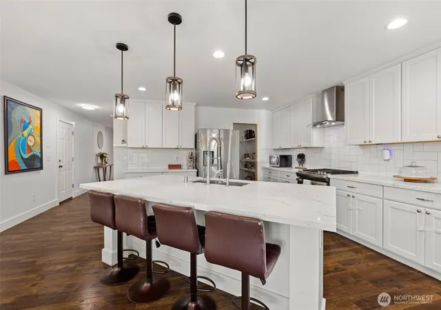 Photo 3 of Single family home for sale at 17019 Se 183Rd Pl, Renton, WA 98058 | MLS# NWM2574718 | Listing updated on 2026-09-29
