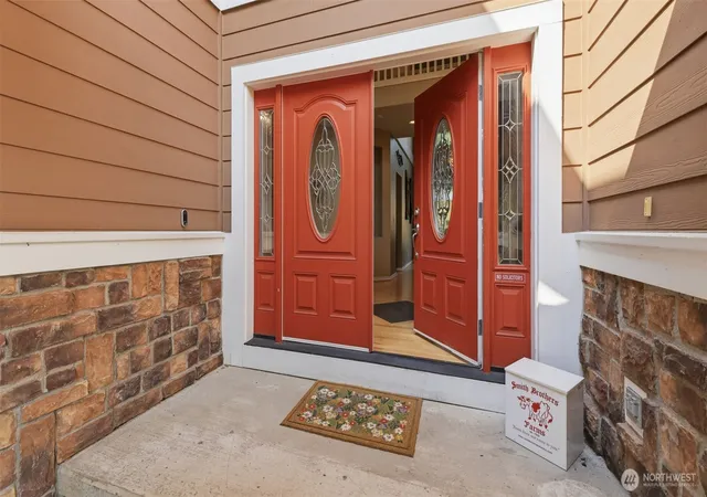 Photo 2 of Single family home for sale at 24610 Se 278th St, Maple Valley, WA 98038 | MLS# NWM2574719 | Listing updated on 2026-09-24