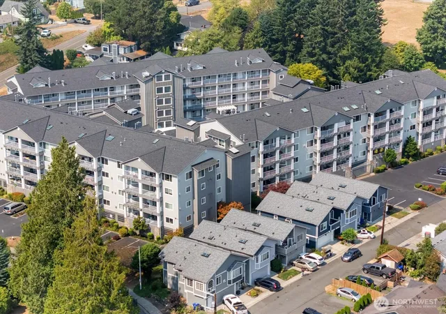 Photo 3 of Condo for sale at 1318 37Th St #1202, Everett, WA 98201 | MLS# NWM2574732 | Listing updated on 2026-09-17