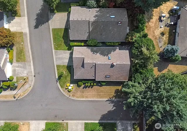 Photo 3 of Sale Pending at 5501 Cricket Ln Se, Lacey, WA 98503 | MLS# NWM2574750 | Listing updated on 2026-10-03