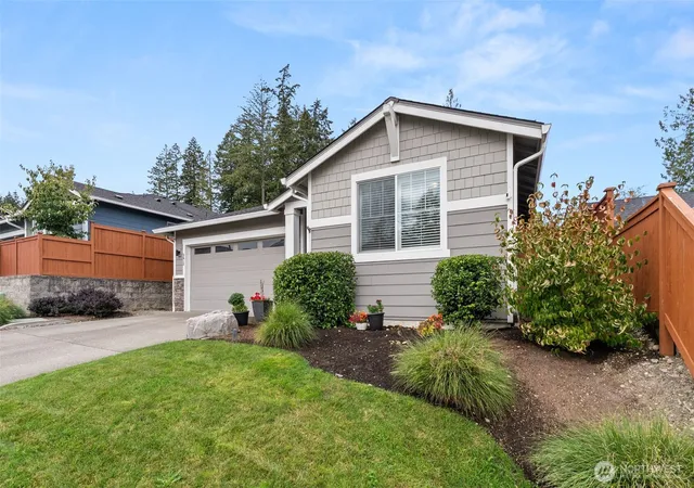 Photo 2 of Single family home for sale at 5613 Reef Ln Ne, Olympia, WA 98516 | MLS# NWM2574777 | Listing updated on 2026-09-22