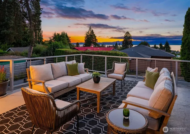 Photo 1 of Sale Pending at 12259 6th Ave Nw, Seattle, WA 98177 | MLS# NWM2574787 | Listing updated on 2026-09-25