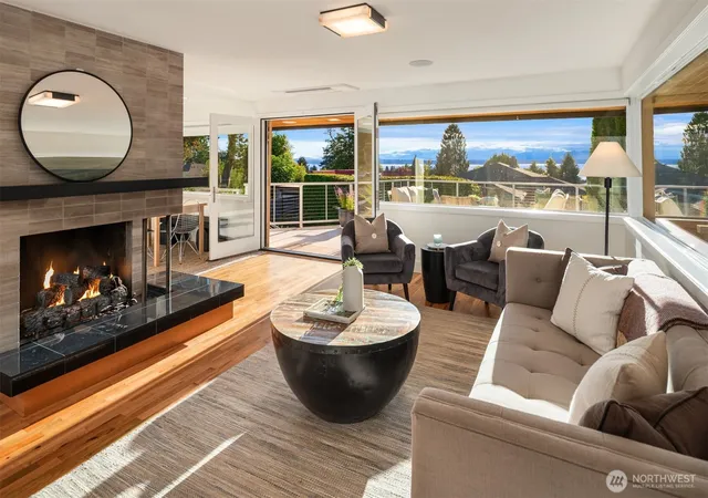 Photo 4 of Sale Pending at 12259 6Th Ave Nw, Seattle, WA 98177 | MLS# NWM2574787 | Listing updated on 2026-09-25