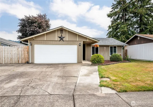 Photo 1 of Sale Pending at 3436 Ohio St, Longview, WA 98632 | MLS# NWM2574789 | Listing updated on 2026-10-01