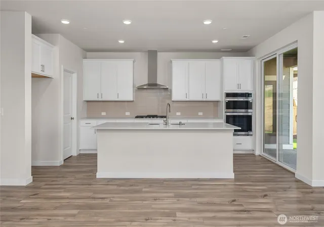 Photo 4 of Single family home for sale at 3935 Flat Top Dr, Bremerton, WA 98367 | MLS# NWM2574793 | Listing updated on 2026-09-30