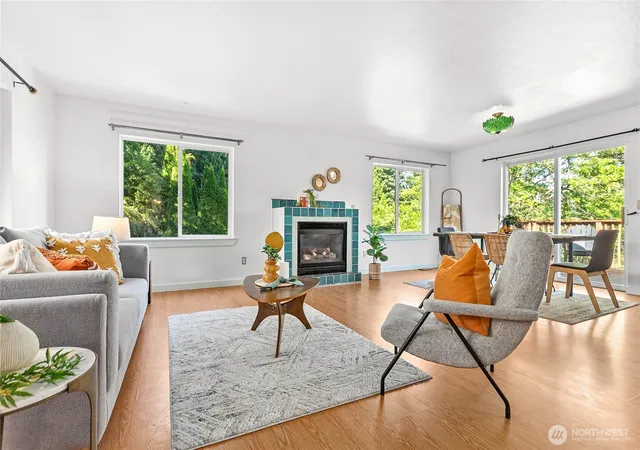 Photo 4 of Single family home for sale at 765 Summerset Wy, Sedro Woolley, WA 98284 | MLS# NWM2574797 | Listing updated on 2026-09-25