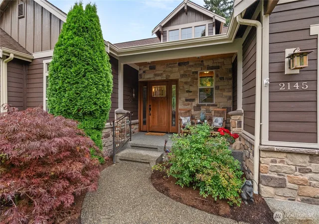 Photo 2 of Single family home for sale at 2145 29th Ct Nw, Olympia, WA 98502 | MLS# NWM2574804 | Listing updated on 2026-10-01