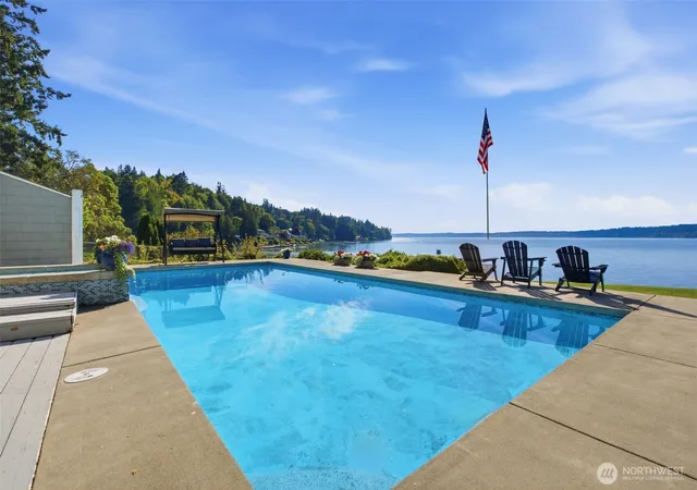 Photo 3 of Single family home for sale at 7110 Marble Beach Rd Nw, Gig Harbor, WA 98332 | MLS# NWM2574805 | Listing updated on 2026-10-01