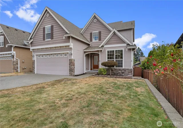Photo 1 of Single family home for sale at 25230 132nd Pl Se, Kent, WA 98042 | MLS# NWM2574810 | Listing updated on 2026-10-02