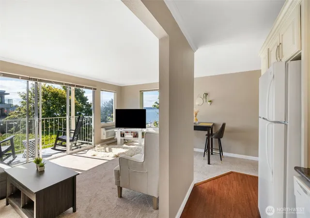Photo 4 of Condo for sale at 201 2Nd St S #201, Kirkland, WA 98033 | MLS# NWM2574819 | Listing updated on 2026-09-25