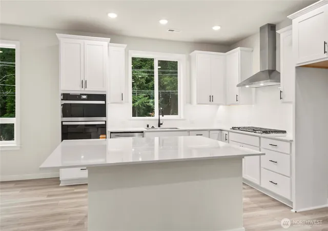 Photo 3 of Sale Pending at 3974 Flat Top Dr, Bremerton, WA 98312 | MLS# NWM2574824 | Listing updated on 2026-09-25