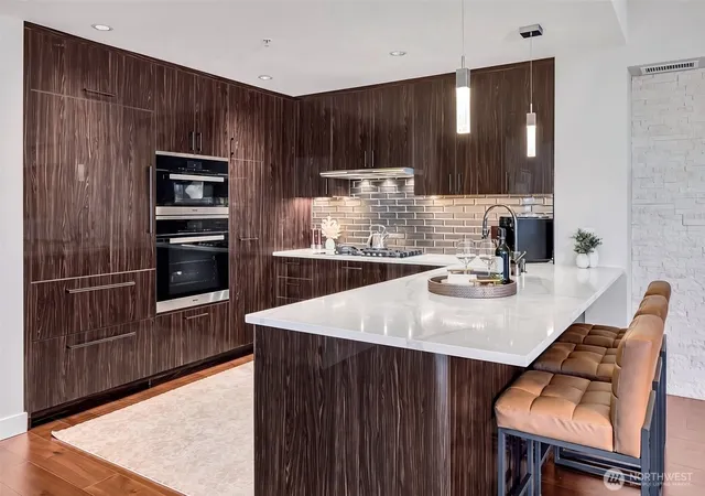 Photo 4 of Condo for sale at 500 106Th Ave Ne #1801, Bellevue, WA 98004 | MLS# NWM2574826 | Listing updated on 2026-09-23