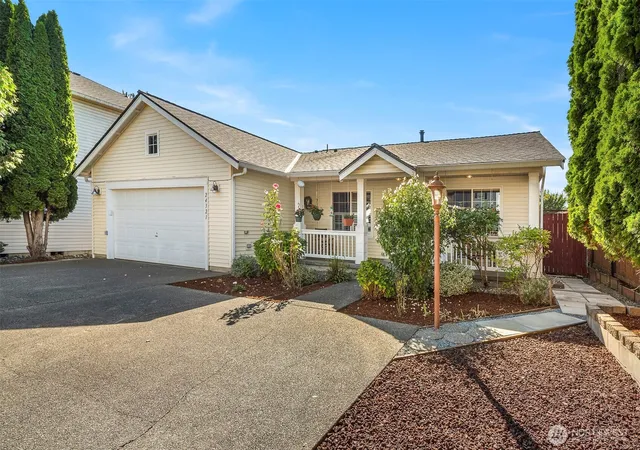 Photo 1 of Sale Pending at 24321 119th Ave Se, Kent, WA 98030 | MLS# NWM2574842 | Listing updated on 2026-09-21