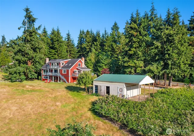 Photo 3 of Single family home for sale at 7206 Sw 248th St, Vashon, WA 98070 | MLS# NWM2574849 | Listing updated on 2026-09-25