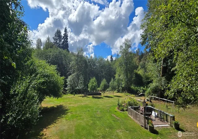 Photo 3 of Single family home for sale at 41 Tornow Dr, Elma, WA 98541 | MLS# NWM2574853 | Listing updated on 2026-09-25
