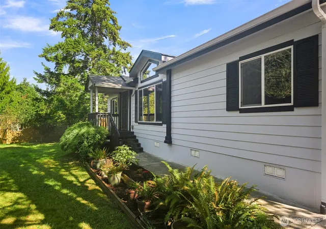 Photo 1 of Manufactured home for sale at 4000 Flynn St #28, Bellingham, WA 98229 | MLS# NWM2574854 | Listing updated on 2026-09-25