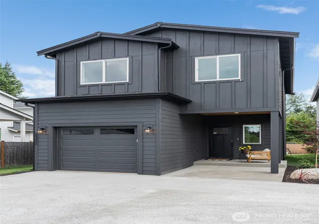 Photo 2 of Townhouse for sale at 230 106th Street Sw #A, Everett, WA 98204 | MLS# NWM2574883 | Listing updated on 2026-09-22
