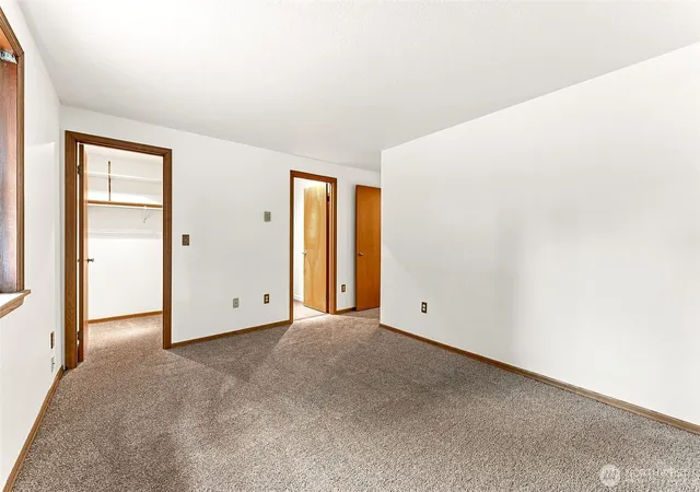 Photo 4 of Sale Pending at 9122 159th Street E, Puyallup, WA 98375 | MLS# NWM2574921 | Listing updated on 2026-09-28