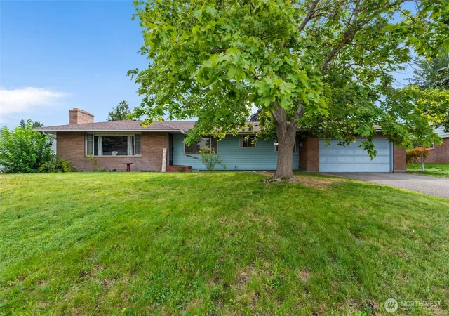 Photo 1 of Single family home for sale at 1605 N Ashland Ave, East Wenatchee, WA 98802 | MLS# NWM2574922 | Listing updated on 2026-09-30