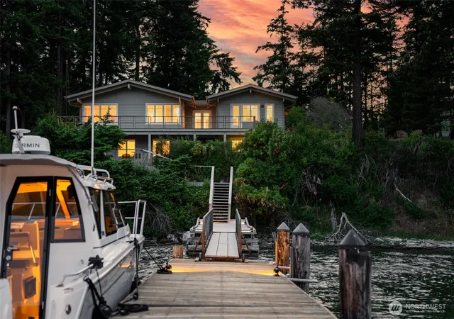 Photo 2 of Single family home for sale at 1794 Bayshore Rd, Lopez Island, WA 98261 | MLS# NWM2574936 | Listing updated on 2026-09-25