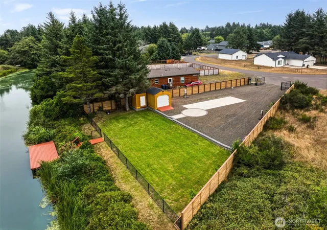 Photo 3 of Sale Pending at 735 Swan Ct Se, Ocean Shores, WA 98569 | MLS# NWM2574945 | Listing updated on 2026-09-26