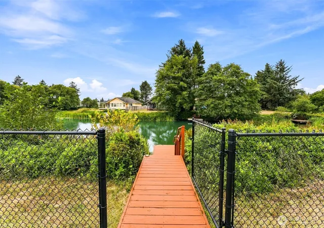 Photo 3 of Sale Pending at 735 Swan Ct Se, Ocean Shores, WA 98569 | MLS# NWM2574945 | Listing updated on 2026-09-26