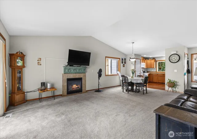 Photo 4 of Single family home for sale at 5725 121St Pl Ne, Marysville, WA 98271 | MLS# NWM2574949 | Listing updated on 2026-09-25