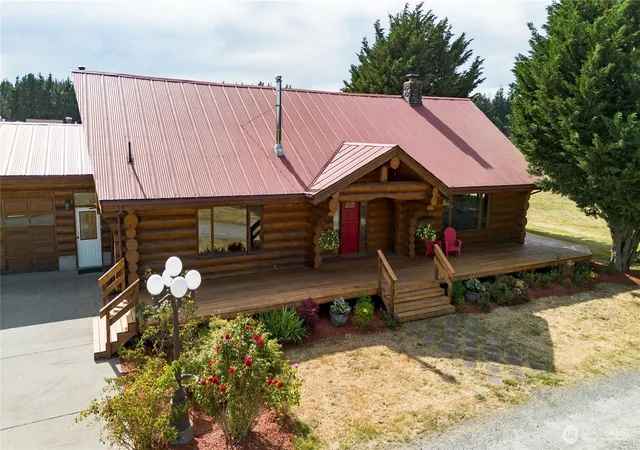 Photo 2 of Single family home for sale at 1231 Willeys Lake Rd, Ferndale, WA 98248 | MLS# NWM2574966 | Listing updated on 2026-10-26