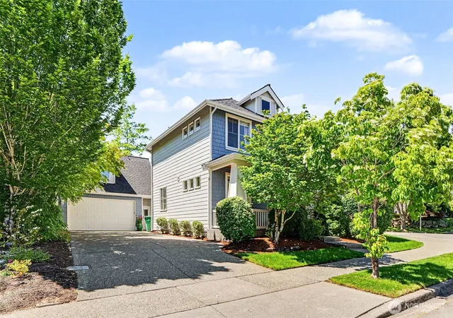 Photo 3 of Single family home for sale at 7521 Dogwood Ln Se, Snoqualmie, WA 98065 | MLS# NWM2574967 | Listing updated on 2026-10-01
