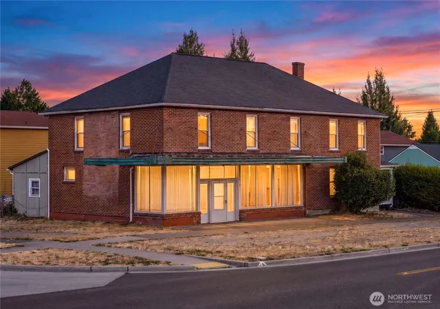 Photo 1 of Sale Pending at 5019 N 46th St, Tacoma, WA 98407 | MLS# NWM2574982 | Listing updated on 2026-09-25