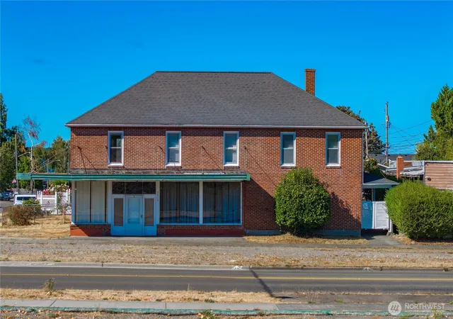 Photo 2 of Sale Pending at 5019 N 46th St, Tacoma, WA 98407 | MLS# NWM2574982 | Listing updated on 2026-09-25