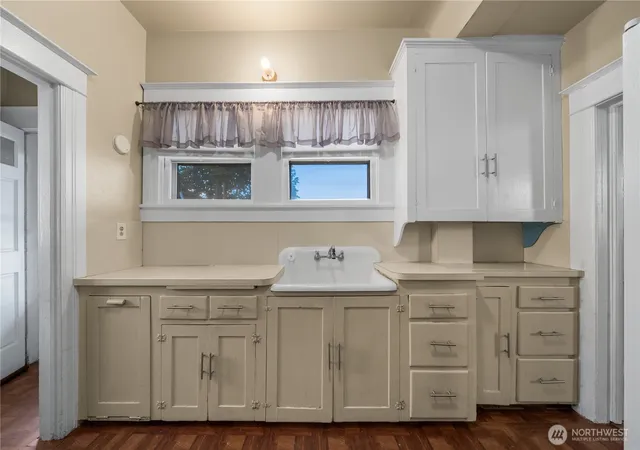 Photo 4 of Sale Pending at 5019 N 46Th St, Tacoma, WA 98407 | MLS# NWM2574982 | Listing updated on 2026-09-25