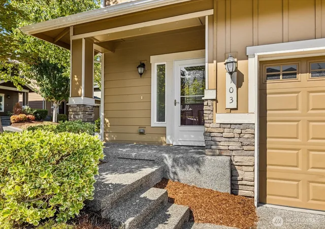 Photo 4 of Sale Pending at 103 162Nd Pl Se, Bothell, WA 98012 | MLS# NWM2574994 | Listing updated on 2026-09-28
