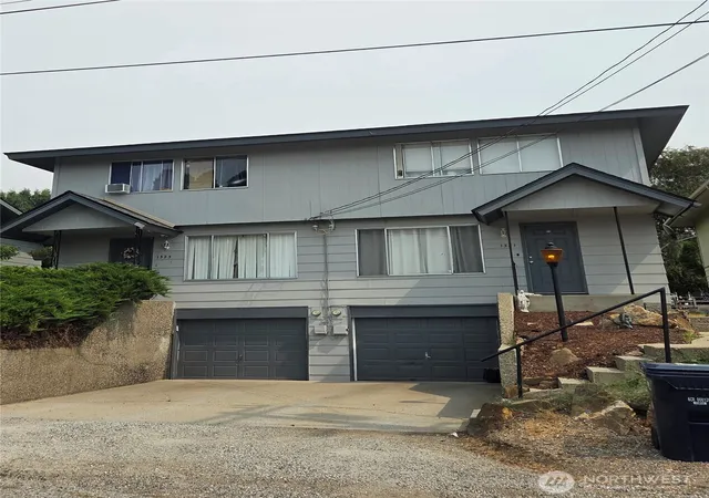 Photo 1 of Multi family home for sale at 1321 Ashland Ave, East Wenatchee, WA 98802 | MLS# NWM2575007 | Listing updated on 2026-09-25