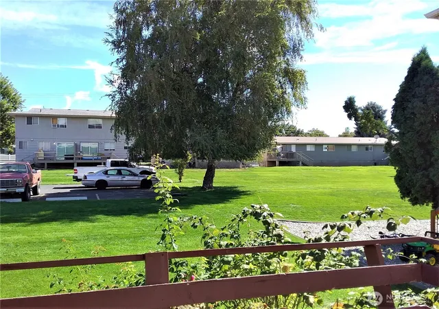 Photo 3 of Multi family home for sale at 1321 Ashland Ave, East Wenatchee, WA 98802 | MLS# NWM2575007 | Listing updated on 2026-09-25