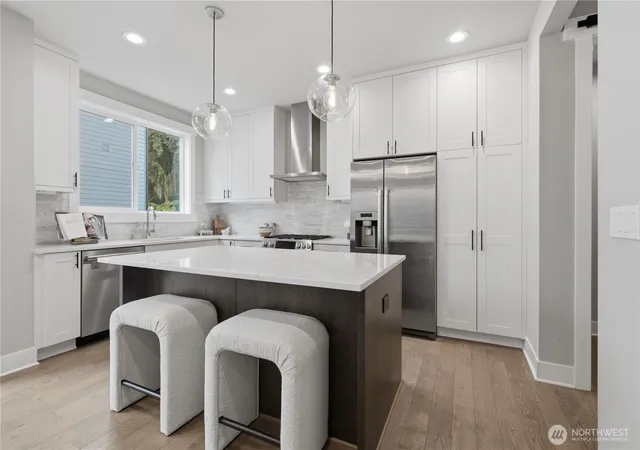 Photo 4 of Single family home for sale at 12229 Ne 100Th St, Kirkland, WA 98033 | MLS# NWM2575013 | Listing updated on 2026-10-01