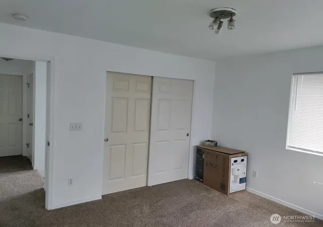 Photo 4 of Single family home for sale at 23704 117Th Pl Se #17, Kent, WA 98031 | MLS# NWM2575027 | Listing updated on 2026-09-25